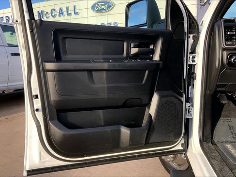 Used 2024 RAM 3500 Tradesman w/ Towing Technology Group image 18