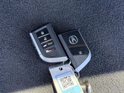Used 2025 Acura MDX SH-AWD image 22