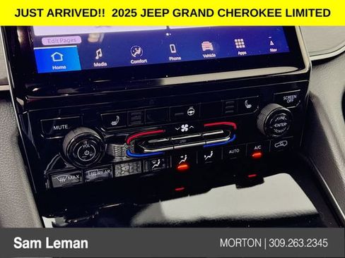 New 2025 Jeep Grand Cherokee Limited w/ Black Appearance Package image 16