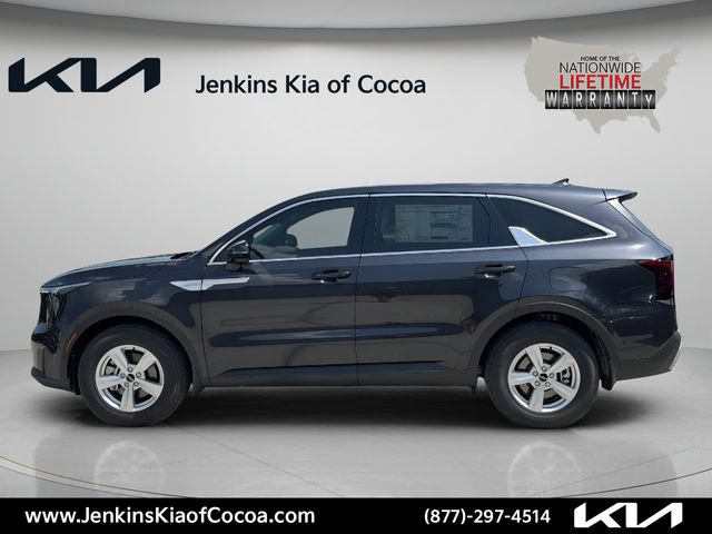 New 2026 Kia Sorento LX FWD image 9