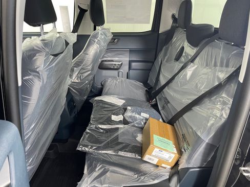 New 2026 Ford Maverick XLT w/ Equipment Group 301A AWD/4WD image 8