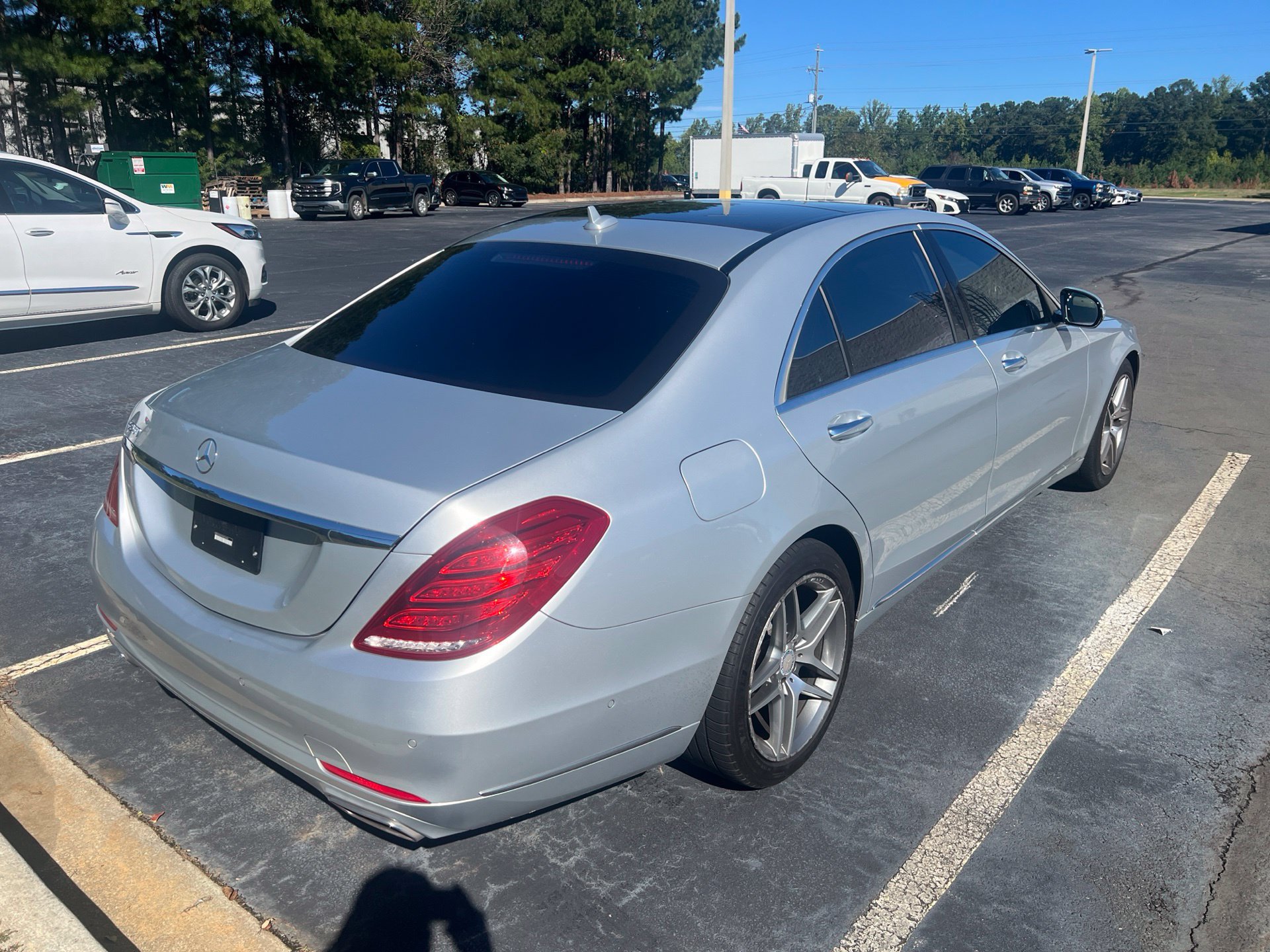 Used 2017 Mercedes-Benz S 550 Sedan w/ Premium Package image 4