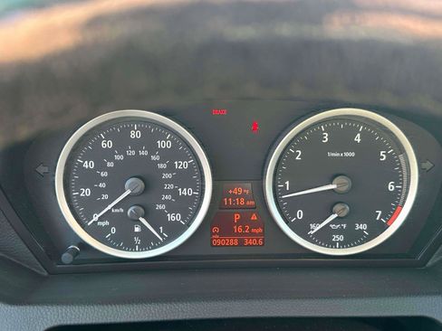 Used 2007 BMW 650i Coupe image 24