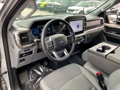 Used 2025 Ford F150 XLT w/ Equipment Group 301A Standard AWD/4WD image 8