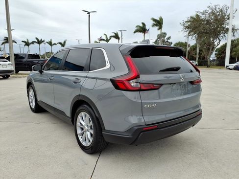 Certified 2024 Honda CR-V EX image 4