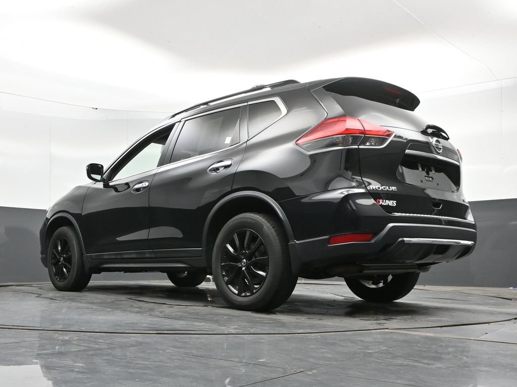 Used 2017 Nissan Rogue SV w/ Midnight Edition AWD/4WD image 35