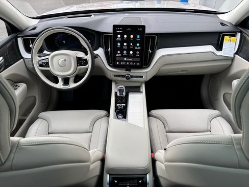 New 2026 Volvo XC60 B5 Ultra w/ Protection Package Premier image 10