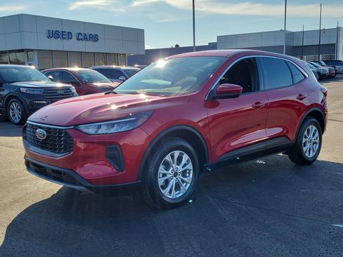 Certified 2023 Ford Escape Active w/ Tech Pack #2 image 8