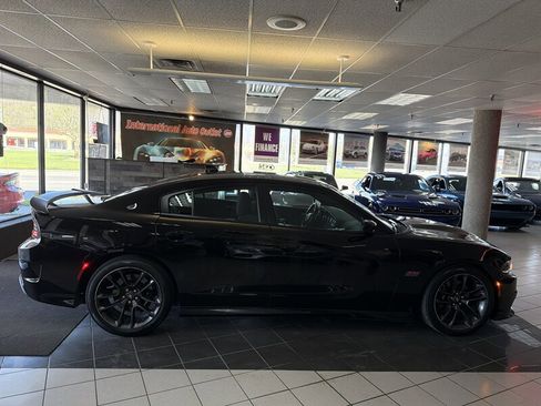 Used 2020 Dodge Charger Scat Pack image 5