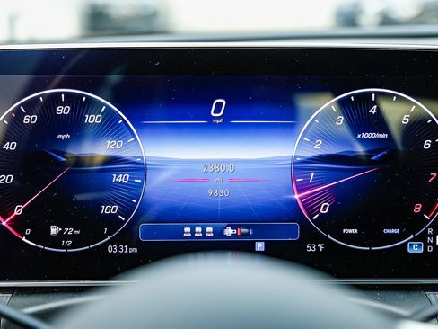 Certified 2025 Mercedes-Benz C 300 Sedan image 23