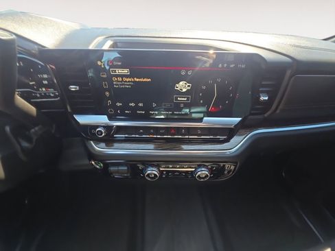 Certified 2023 GMC Sierra 1500 Elevation AWD/4WD image 11