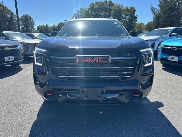 Used 2026 GMC Terrain AT4 w/ LPO, Floor Liner Package AWD/4WD image 3