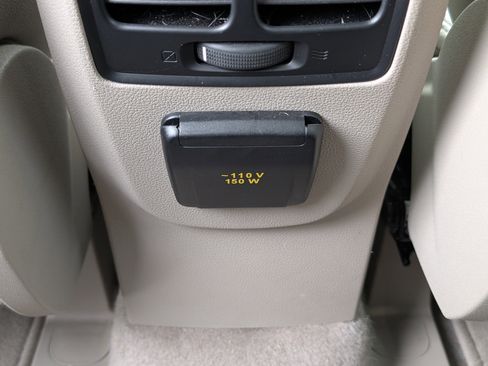 Used 2015 Ford Escape SE w/ Equipment Group 201A image 16