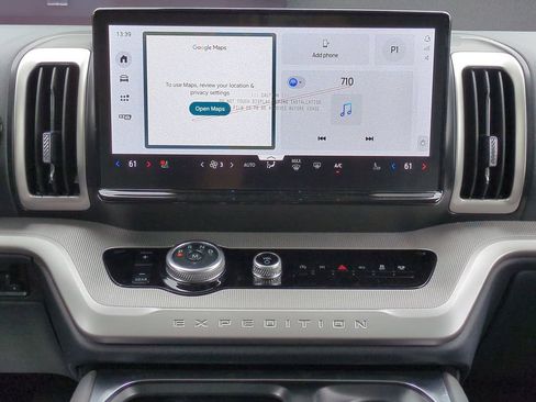 New 2026 Ford Expedition Active RWD image 16