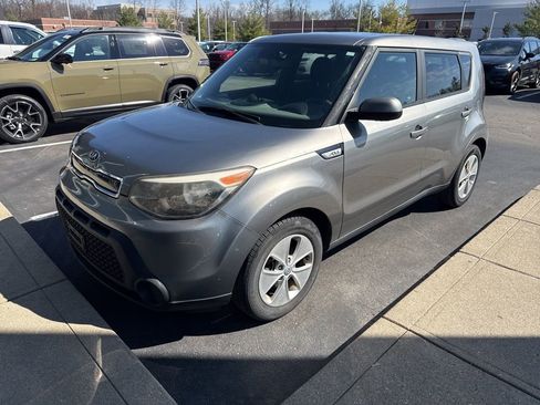 Used 2015 Kia Soul image 2