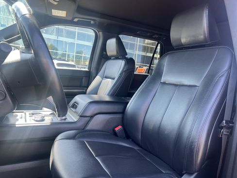 Used 2021 Ford Expedition Max XLT AWD/4WD image 14