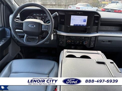 Used 2025 Ford F250 XL image 15