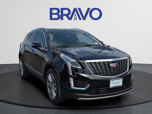 Used 2023 Cadillac XT5 Premium Luxury w/ Technology Package FWD image 6