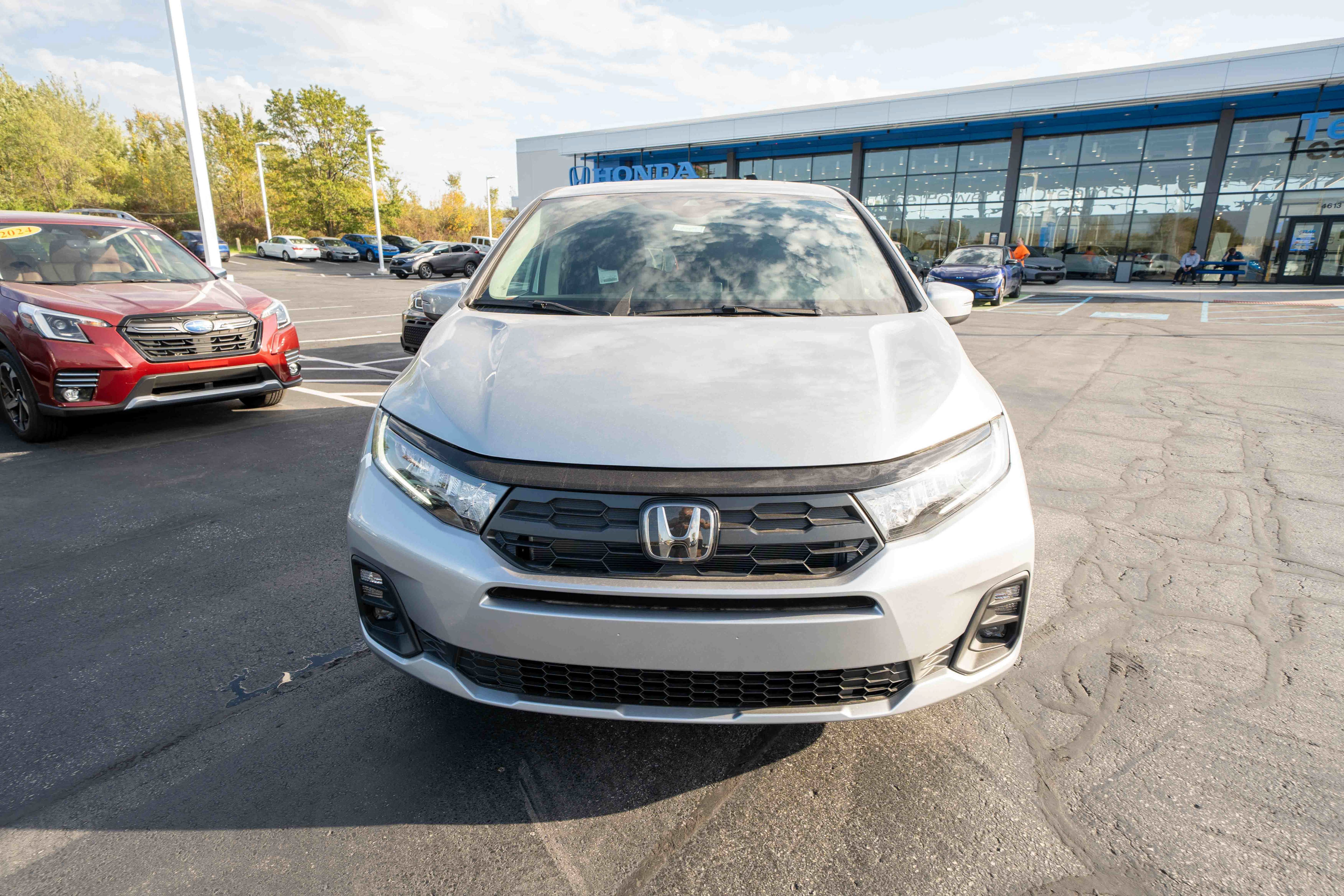 New 2027 Honda Odyssey EX-L image 2