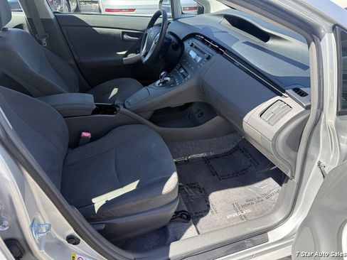 Used 2010 Toyota Prius Five FWD image 13