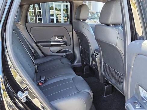 New 2025 Mercedes-Benz GLA 250 image 19