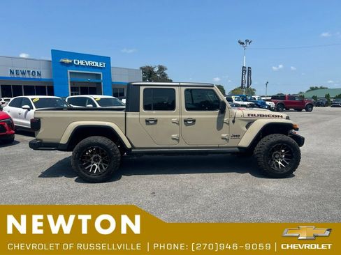 Used 2020 Jeep Gladiator Rubicon AWD/4WD image 12
