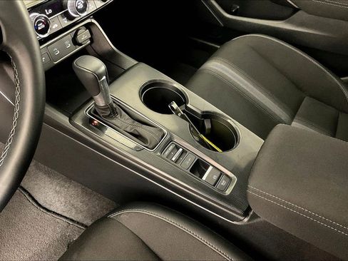 Used 2025 Honda Civic Sport image 19