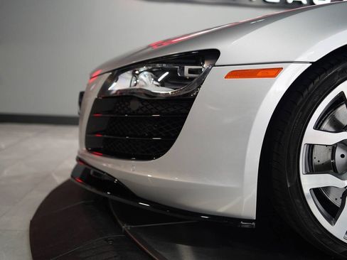 Used 2009 Audi R8 V10 AWD/4WD image 18