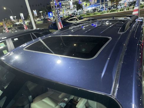 Used 2019 Toyota Sienna XLE image 35