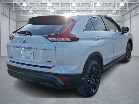 Used 2023 Mitsubishi Eclipse Cross SEL image 5
