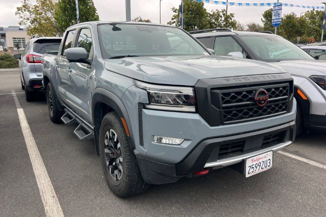 Used 2023 Nissan Frontier Pro-X w/ Pro Convenience Package RWD image 5