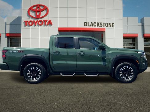 Used 2024 Nissan Frontier PRO-4X w/ Technology Package AWD/4WD image 2