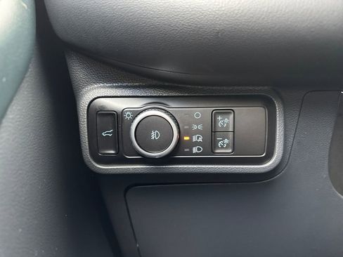 Used 2025 Ford Explorer ST-Line w/ ST-Line Street Pack image 22