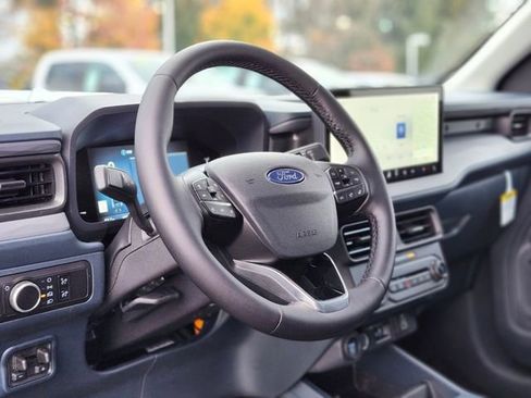 New 2025 Ford Maverick Lariat w/ Black Appearance Package image 19