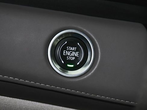 Used 2022 Cadillac Escalade Sport Platinum AWD/4WD image 29