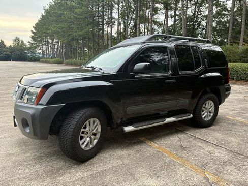 Used 2015 Nissan Xterra S w/ Value Package RWD image 11