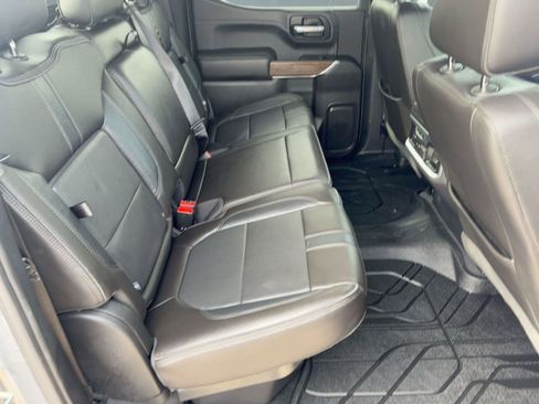 Used 2019 Chevrolet Silverado 1500 High Country w/ Technology Package image 29