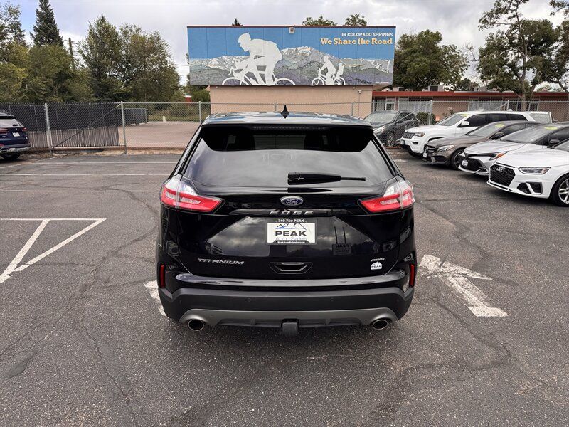 Used 2022 Ford Edge Titanium w/ Class II Trailer Tow Package AWD/4WD image 6