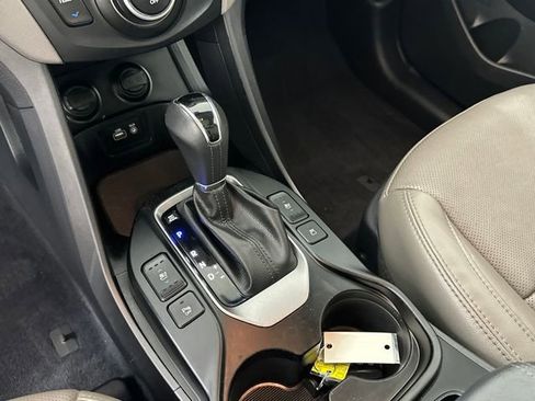 Used 2017 Hyundai Santa Fe Sport image 20