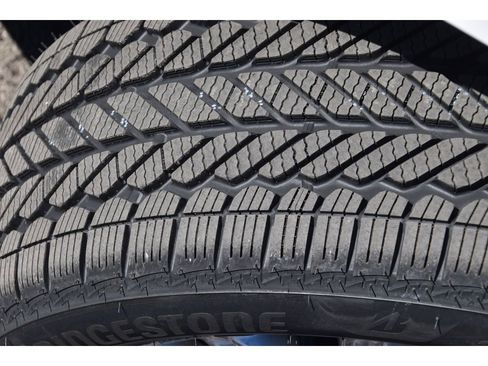 Used 2015 Ford Fusion SE image 11