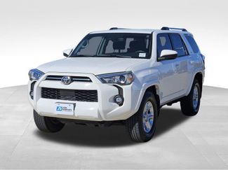 Used 2021 Toyota 4Runner SR5 video 3