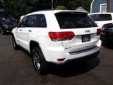 Used 2017 Jeep Grand Cherokee Limited image 3
