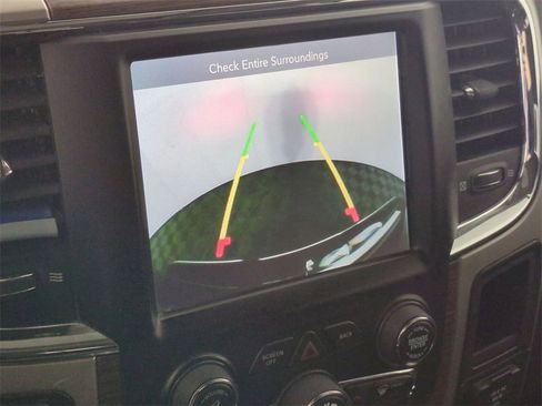 Used 2017 RAM 1500 Laramie w/ Convenience Group image 16