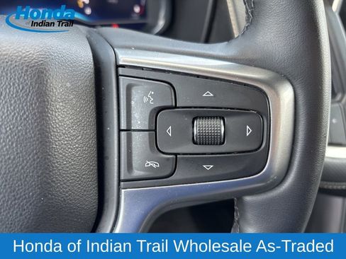 Used 2024 Chevrolet Suburban Premier image 20