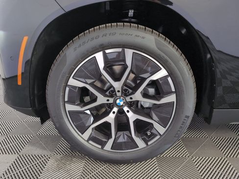 Used 2025 BMW X3 xDrive30i w/ Convenience Package image 9