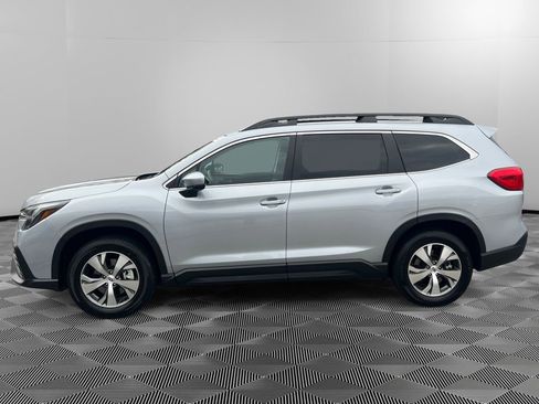 Certified 2025 Subaru Ascent Premium image 4