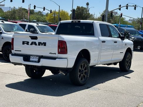 New 2026 RAM 2500 Big Horn AWD/4WD image 7
