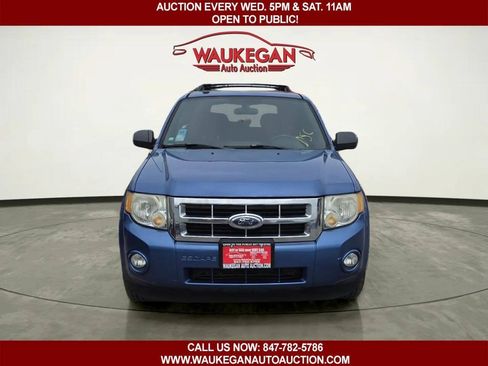 Used 2009 Ford Escape XLT AWD/4WD image 2