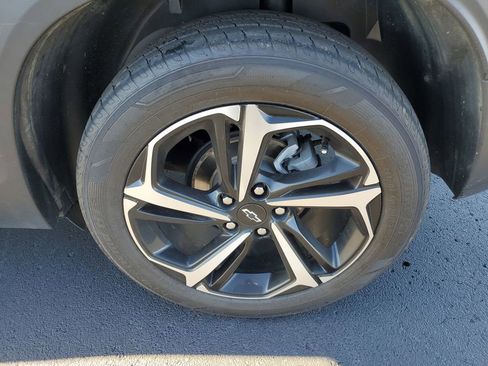 Used 2022 Chevrolet TrailBlazer RS w/ Sun and Liftgate Package image 5