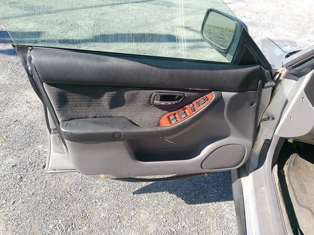Used 2004 Subaru Outback Wagon AWD/4WD image 7